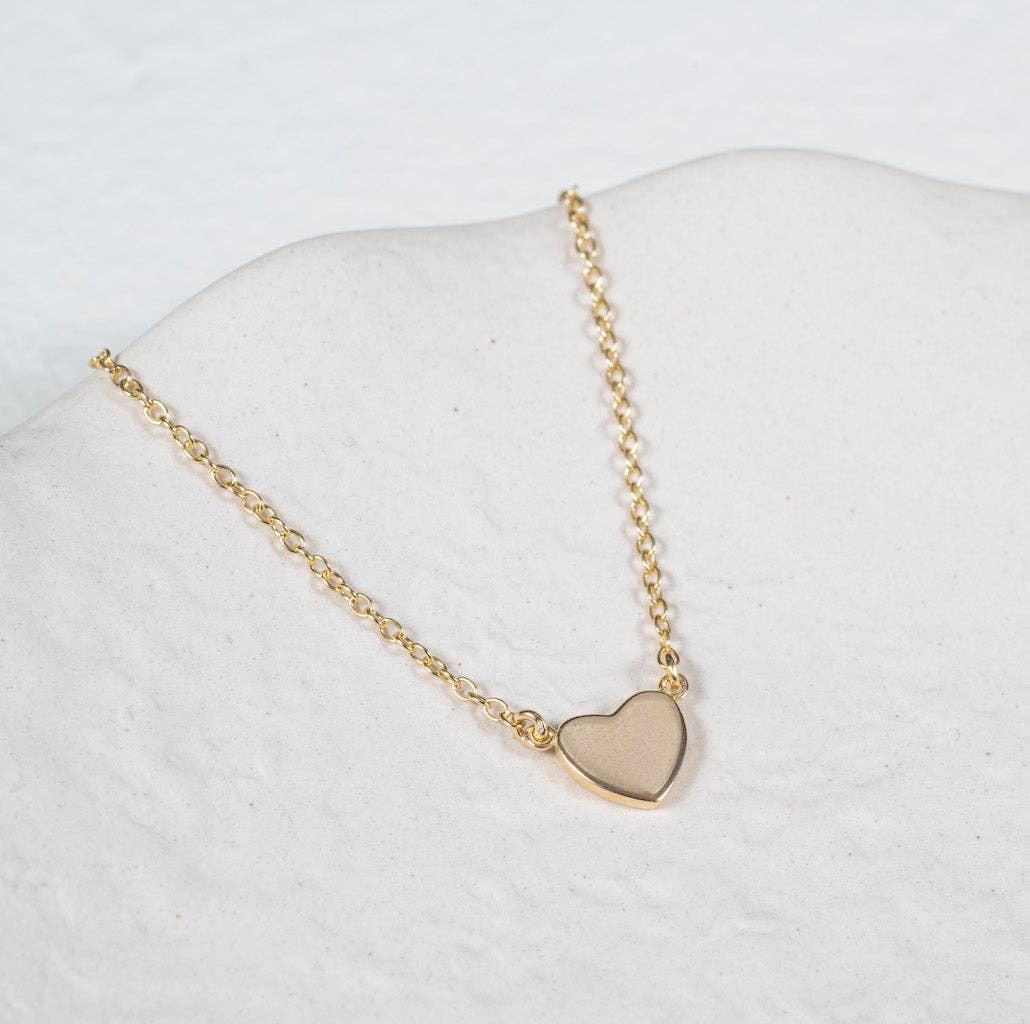 18ct gold vermeil heart necklace on fine trace chain