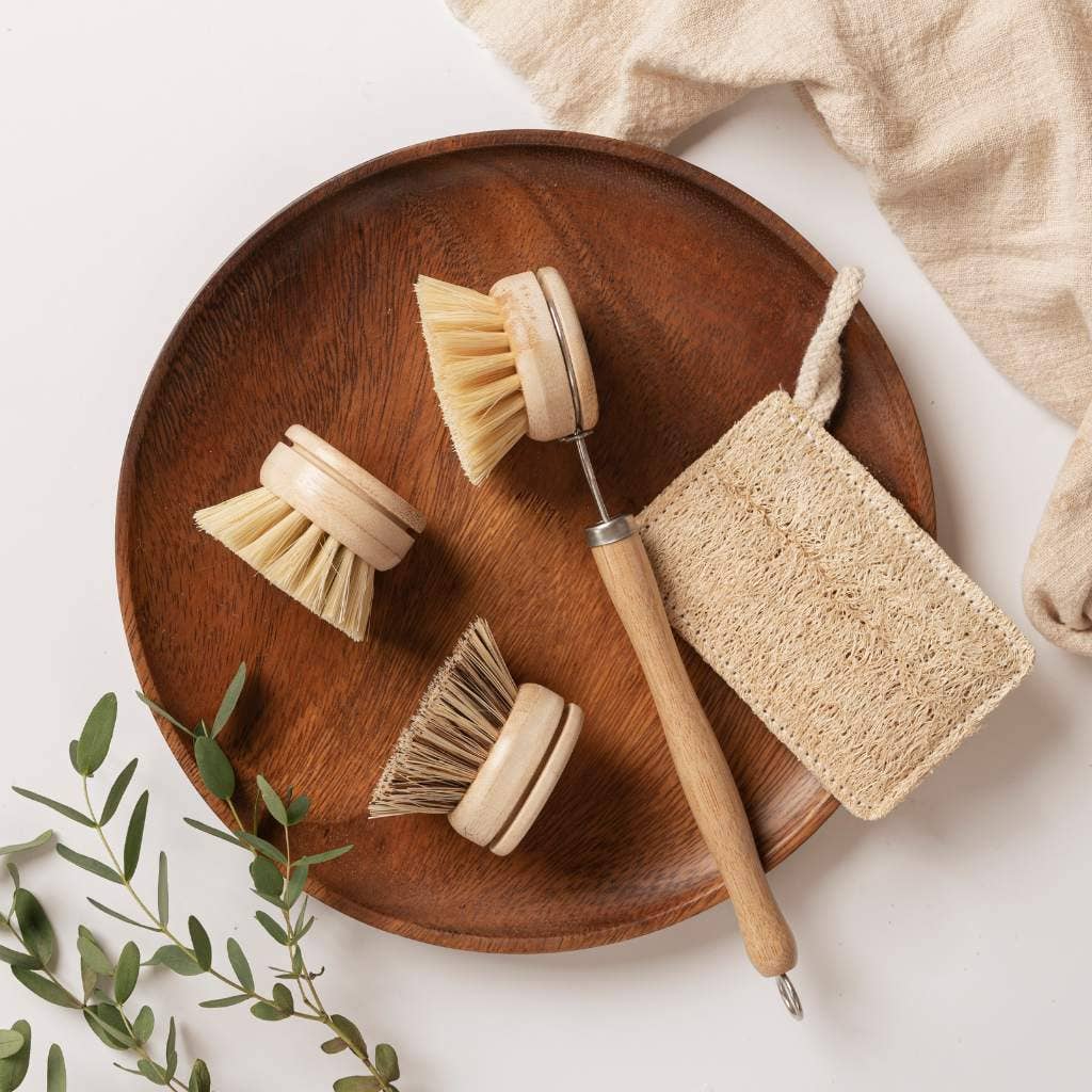 Bamboo kitchen brush set with long handle, refill heads and loofah on wooden dish