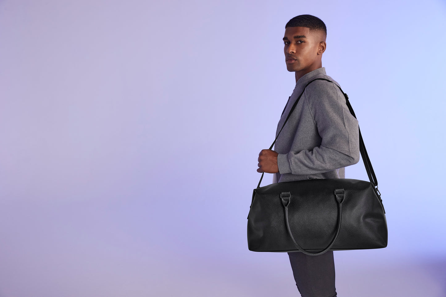 Men’s travel gift packed for Father’s Day – faux leather holdall with initials