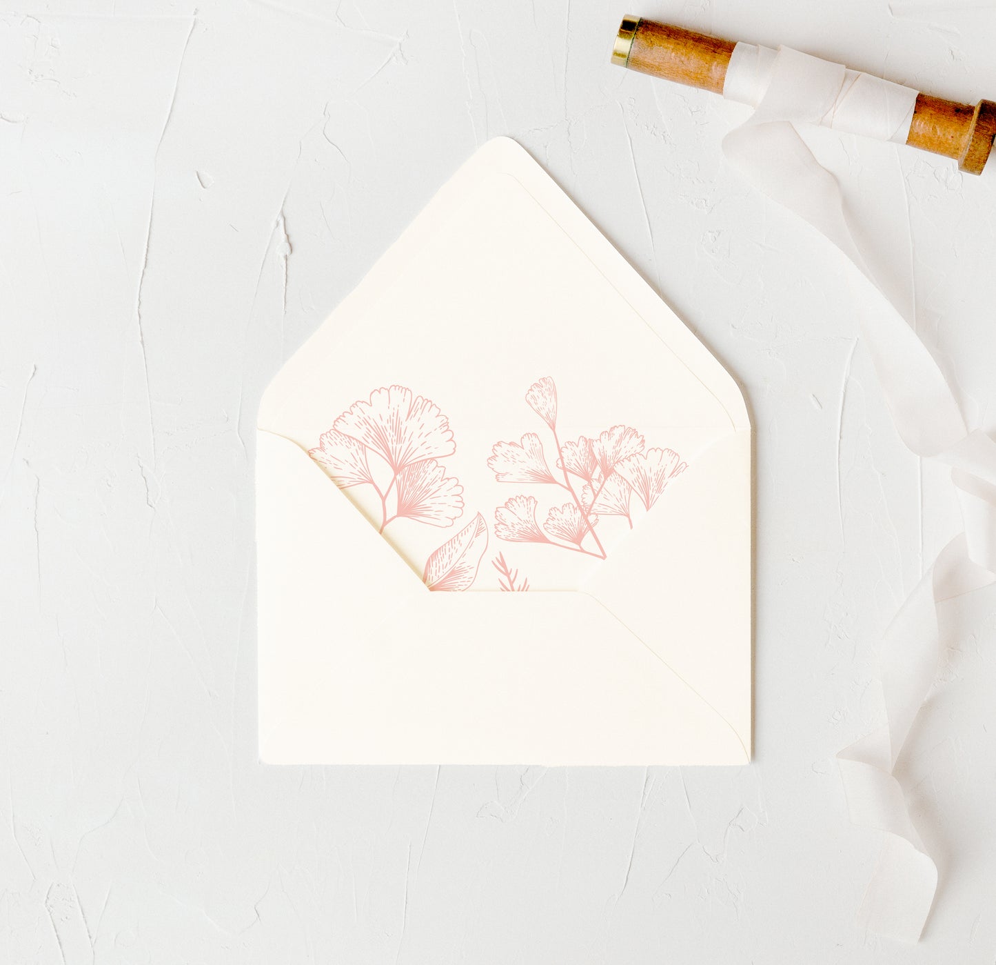 Blush Details Envelope Lining