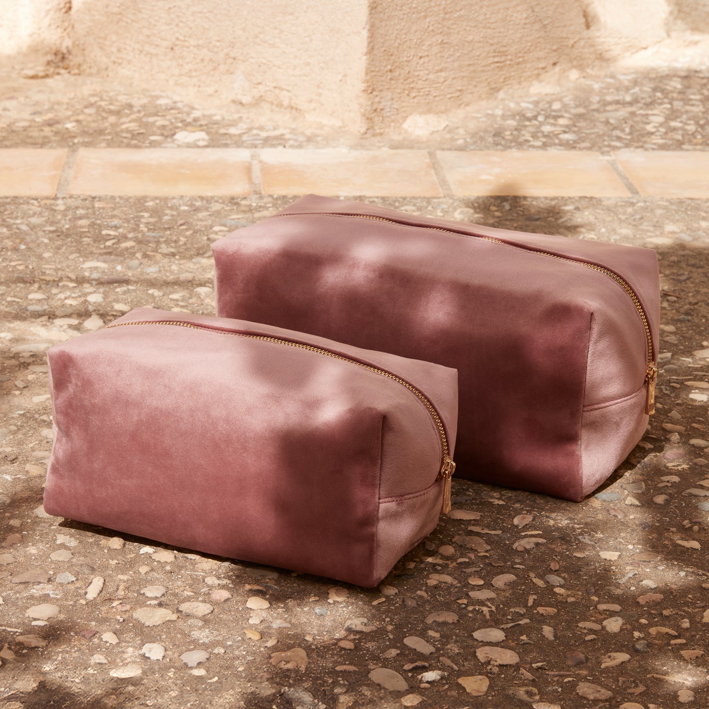 2 velvet toiletry bag in rich pink with gold zip
